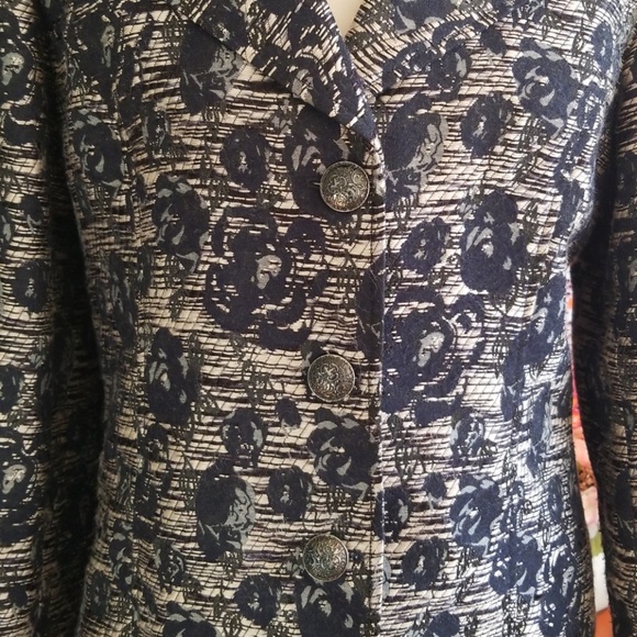 Chico's floral pattern blazer/jacket - Picture 2 of 4